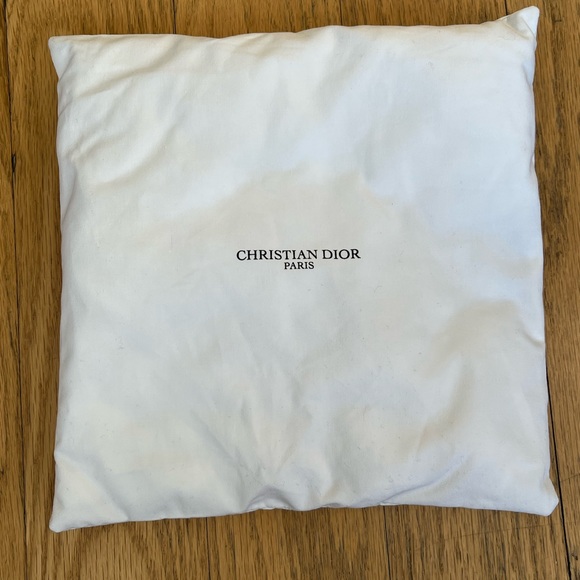 Christian Dior Box & Pillow - Picture 2 of 9